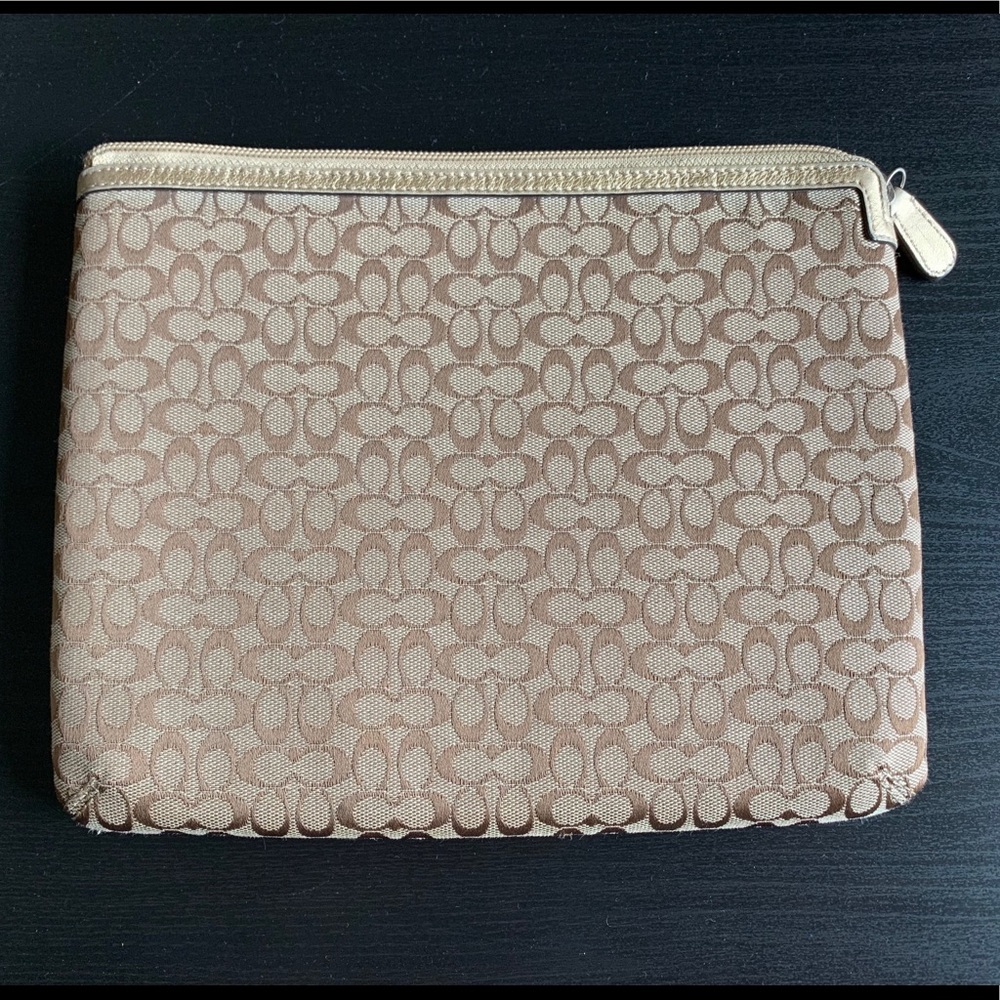 Coach Jacquard Apple iPad Tablet Zipper Case